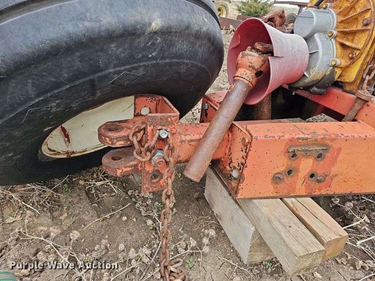 image for item DO4335 Calumet Corp V 2250  liquid manure spreader