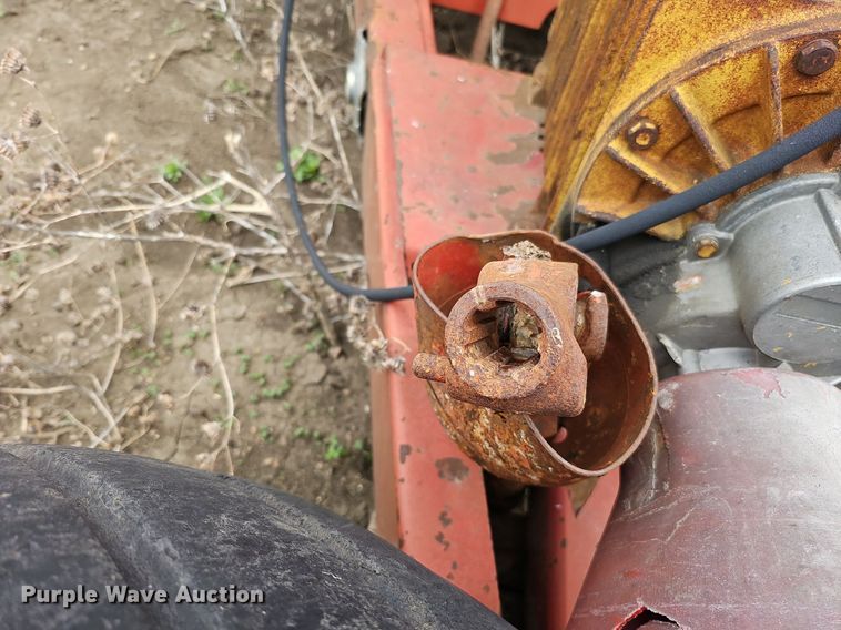 image for item DO4335 Calumet Corp V 2250  liquid manure spreader