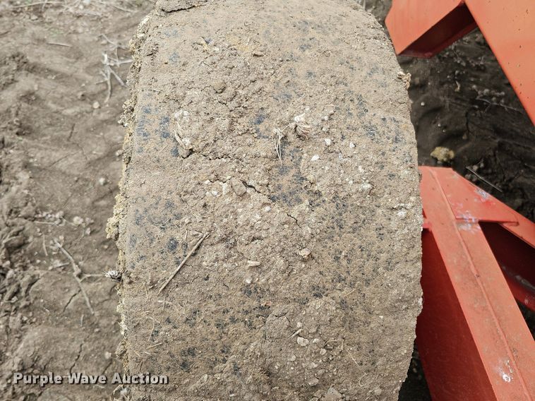 image for item DO4335 Calumet Corp V 2250  liquid manure spreader