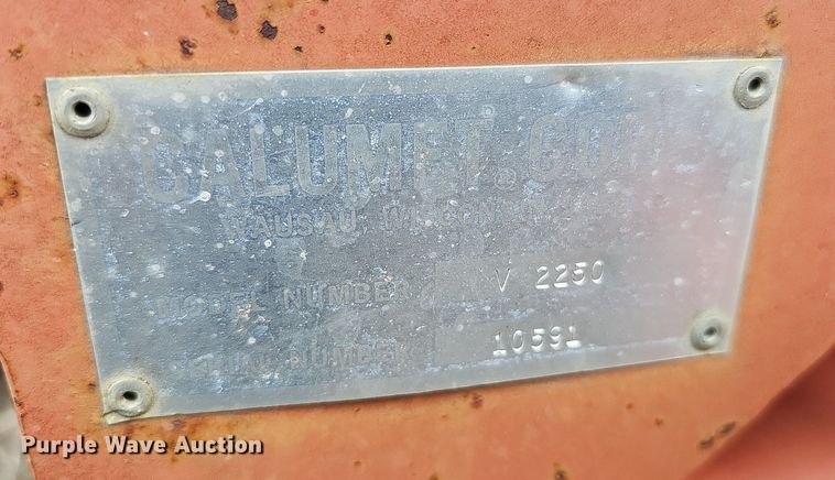 image for item DO4335 Calumet Corp V 2250  liquid manure spreader