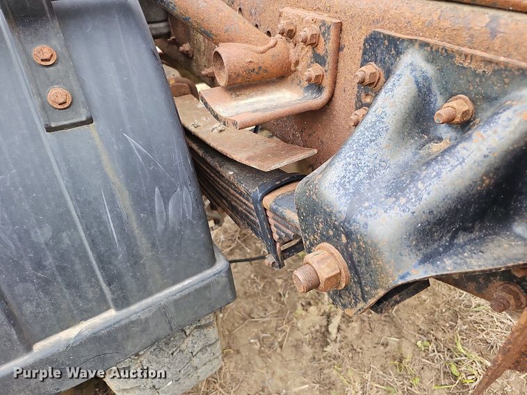 image for item DO4336 1999 Chevrolet C7500  hook lift truck