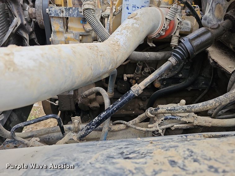 image for item DO4336 1999 Chevrolet C7500  hook lift truck