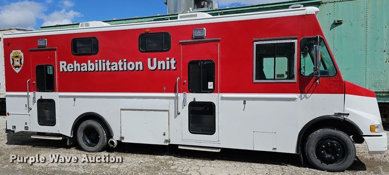 image for item DO4338 1993 Chevrolet P6S  emergency response vehicle