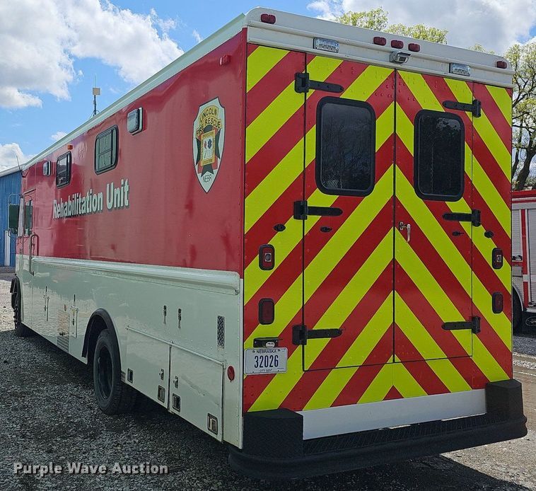 image for item DO4338 1993 Chevrolet P6S  emergency response vehicle