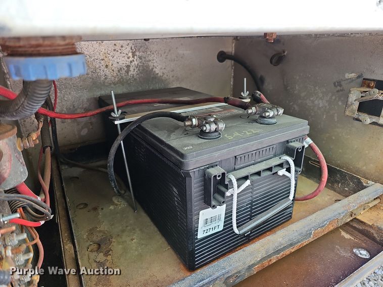 image for item DO4338 1993 Chevrolet P6S  emergency response vehicle