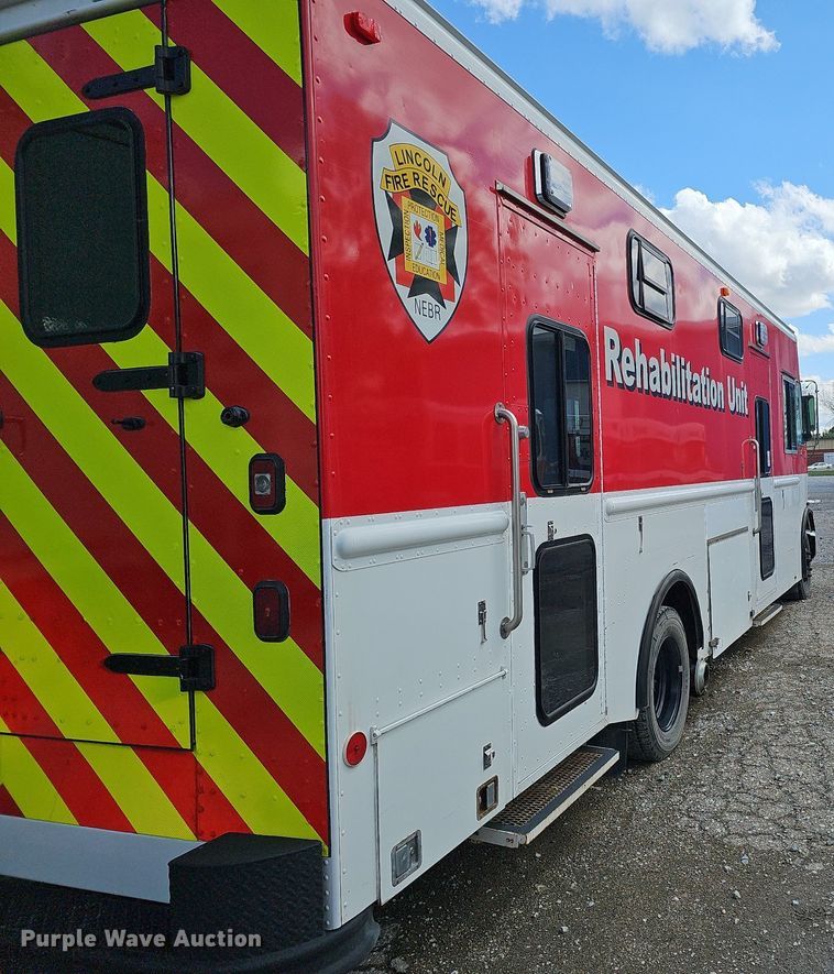 image for item DO4338 1993 Chevrolet P6S  emergency response vehicle