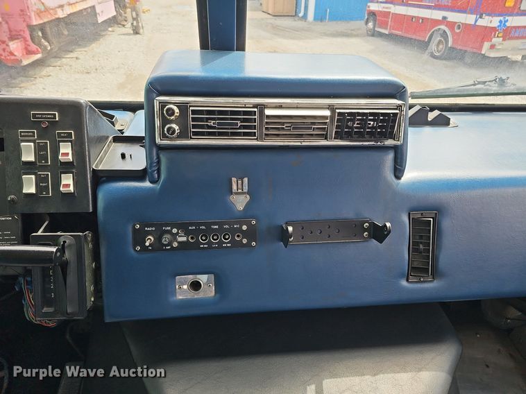 image for item DO4338 1993 Chevrolet P6S  emergency response vehicle