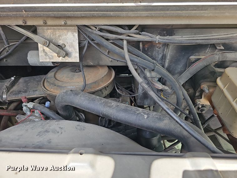 image for item DO4338 1993 Chevrolet P6S  emergency response vehicle