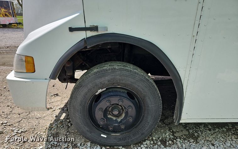 image for item DO4338 1993 Chevrolet P6S  emergency response vehicle