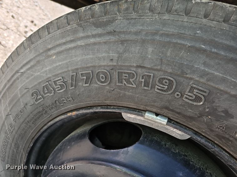 image for item DO4338 1993 Chevrolet P6S  emergency response vehicle