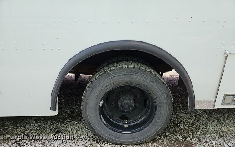 image for item DO4338 1993 Chevrolet P6S  emergency response vehicle