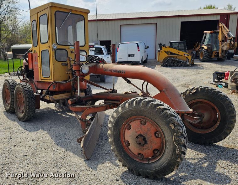 image for item DO4364 Allis-Chalmers D  rigid frame motor grader