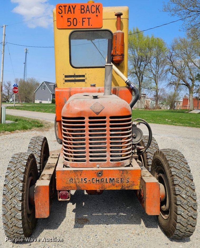 image for item DO4364 Allis-Chalmers D  rigid frame motor grader