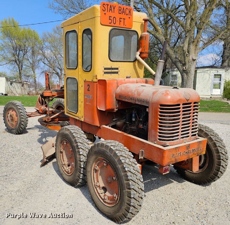 image for item DO4364 Allis-Chalmers D  rigid frame motor grader