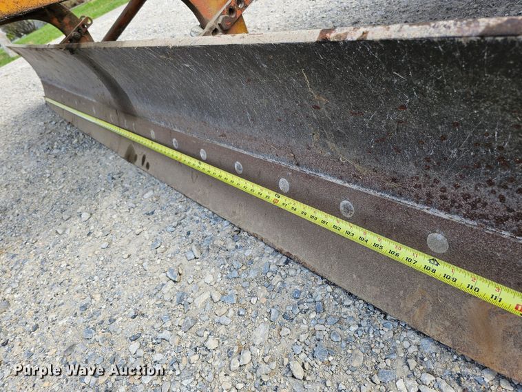 image for item DO4364 Allis-Chalmers D  rigid frame motor grader