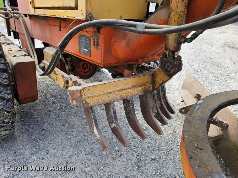 image for item DO4364 Allis-Chalmers D  rigid frame motor grader