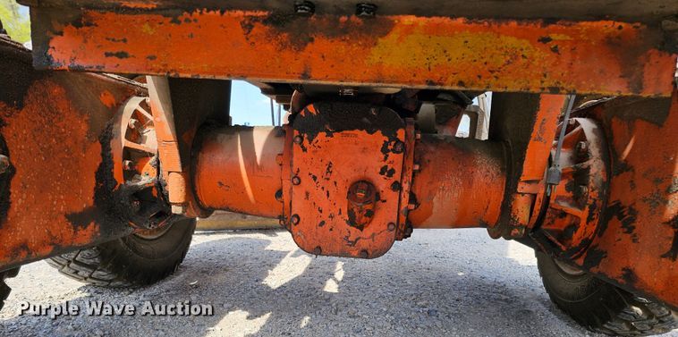 image for item DO4364 Allis-Chalmers D  rigid frame motor grader