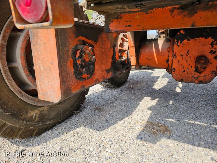 image for item DO4364 Allis-Chalmers D  rigid frame motor grader