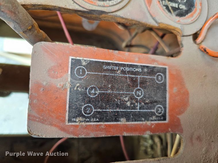 image for item DO4364 Allis-Chalmers D  rigid frame motor grader