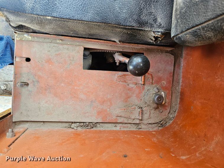 image for item DO4364 Allis-Chalmers D  rigid frame motor grader