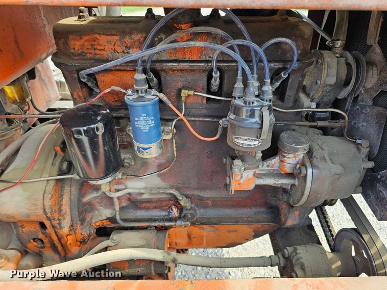 image for item DO4364 Allis-Chalmers D  rigid frame motor grader