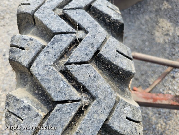 image for item DO4364 Allis-Chalmers D  rigid frame motor grader