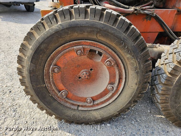 image for item DO4364 Allis-Chalmers D  rigid frame motor grader