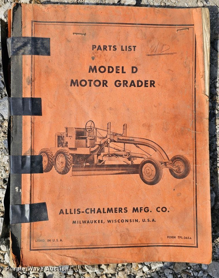 image for item DO4364 Allis-Chalmers D  rigid frame motor grader