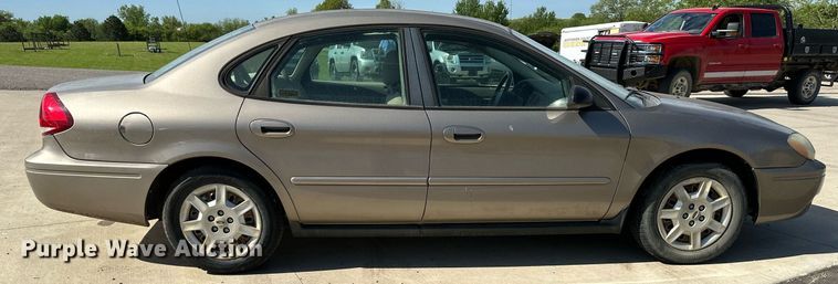 image for item DO4949 2007 Ford Taurus