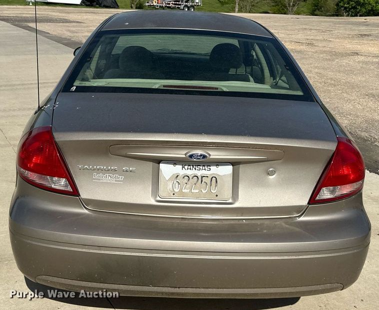 image for item DO4949 2007 Ford Taurus