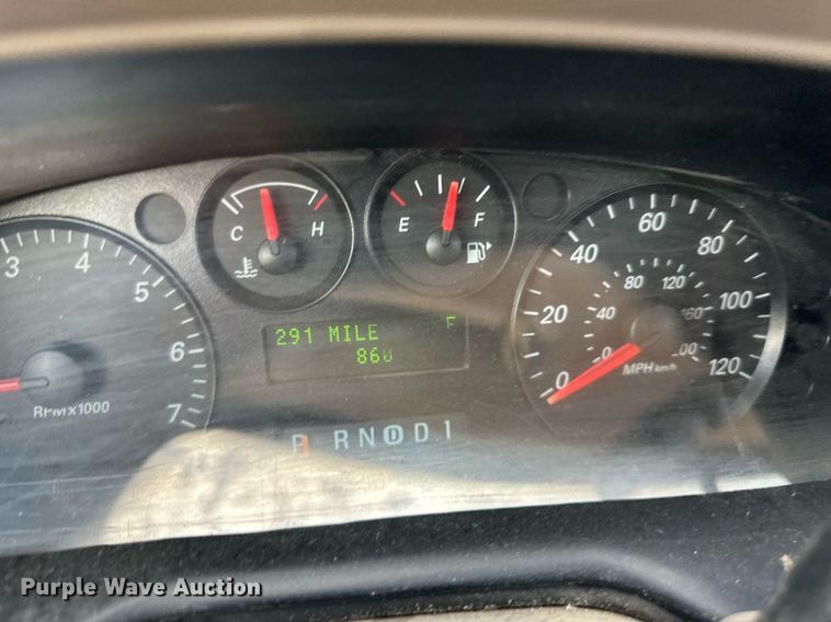 image for item DO4949 2007 Ford Taurus