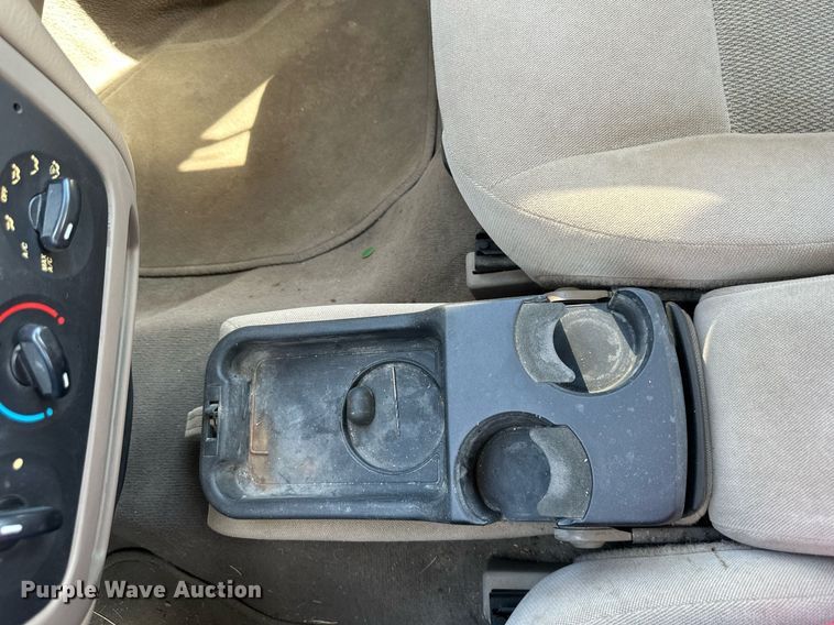 image for item DO4949 2007 Ford Taurus