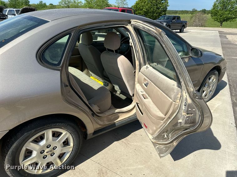 image for item DO4949 2007 Ford Taurus