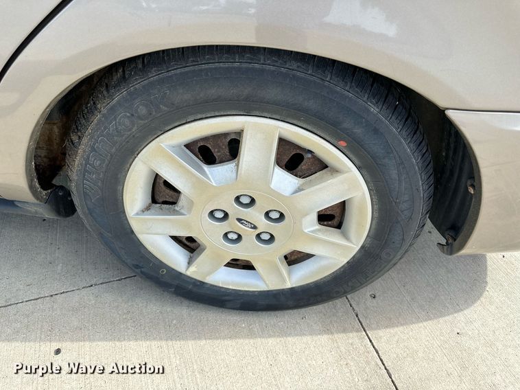 image for item DO4949 2007 Ford Taurus