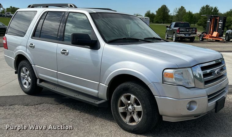 image for item DO4951 2010 Ford Expedition  SUV