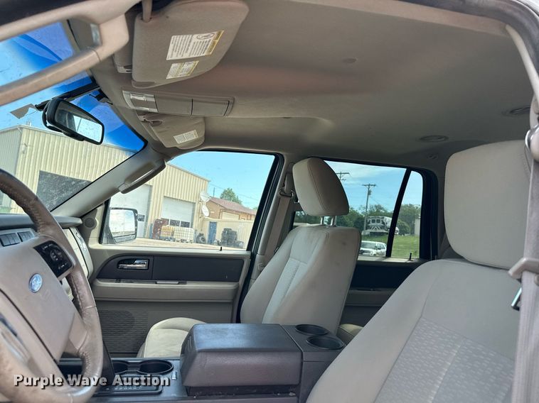 image for item DO4951 2010 Ford Expedition  SUV