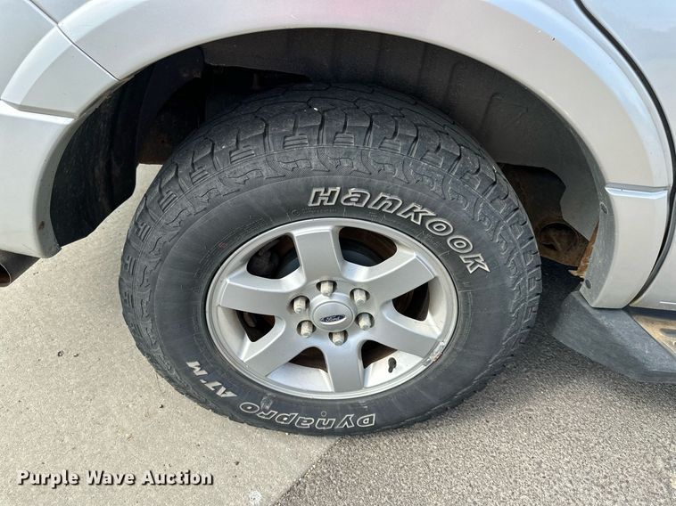 image for item DO4951 2010 Ford Expedition  SUV