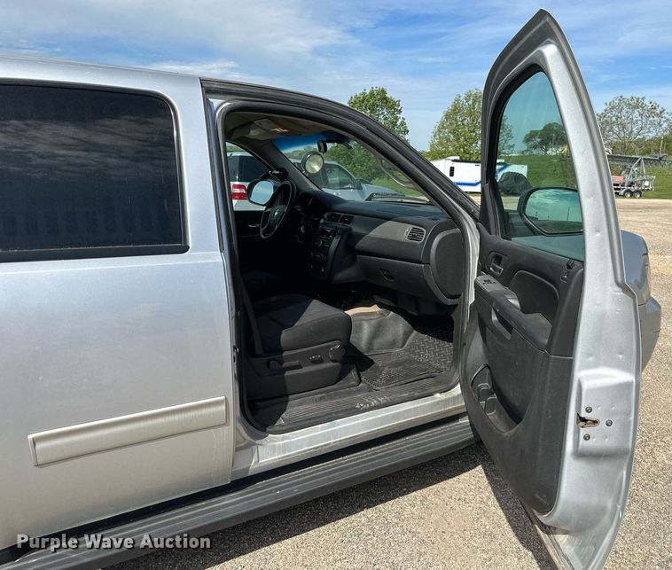 image for item DO4952 2012 Chevrolet Tahoe Police  SUV