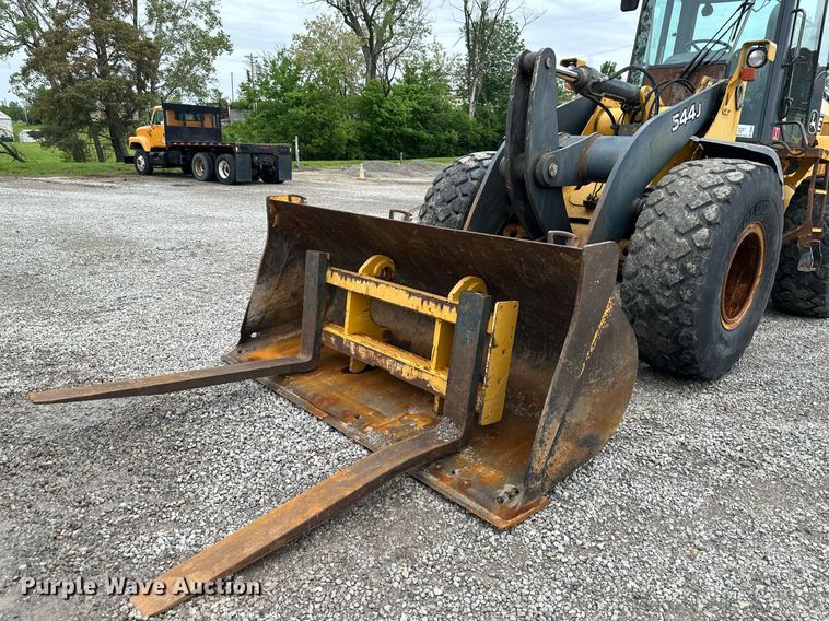image for item DO4987 2007 John Deere 544J  wheel loader