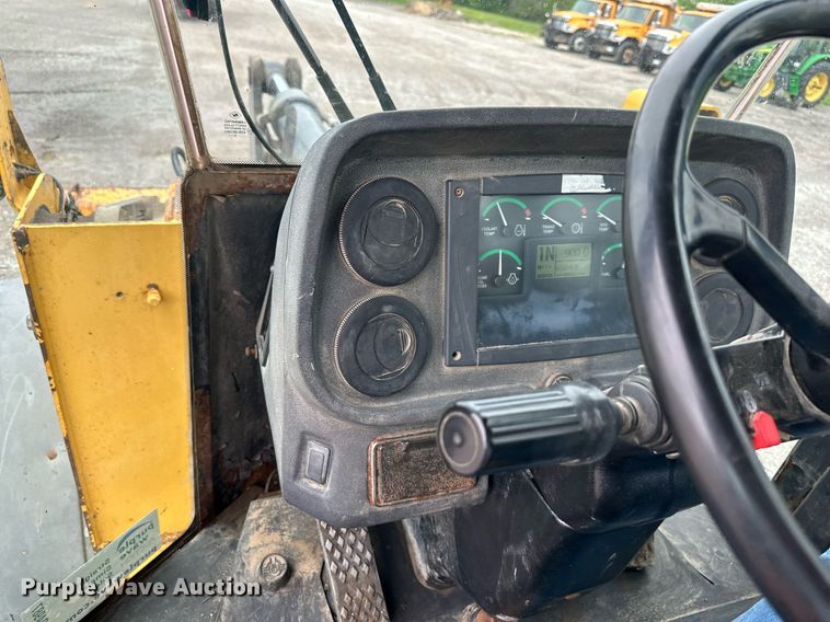 image for item DO4987 2007 John Deere 544J  wheel loader