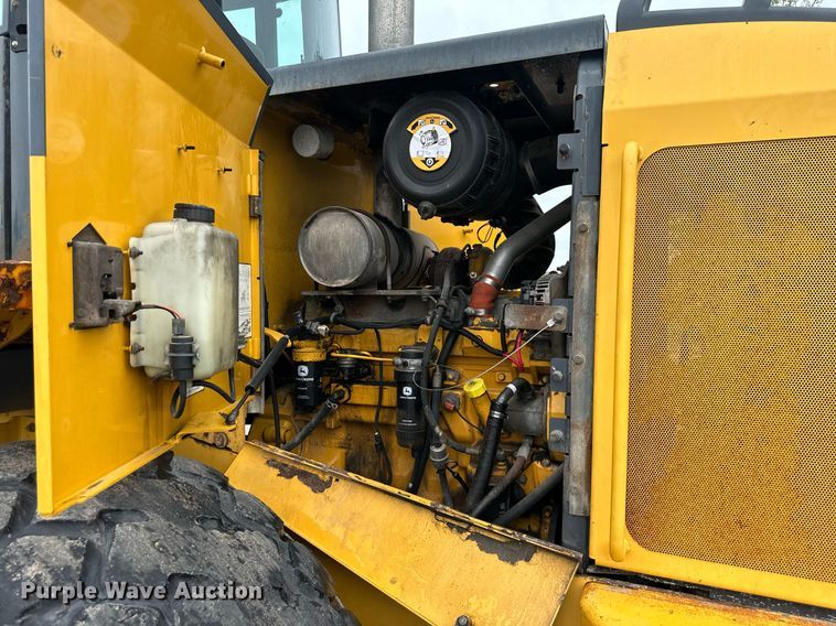 image for item DO4987 2007 John Deere 544J  wheel loader