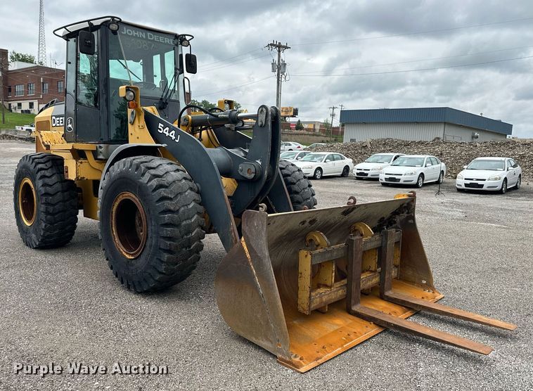 image for item DO4989 2005 John Deere 544J  wheel loader
