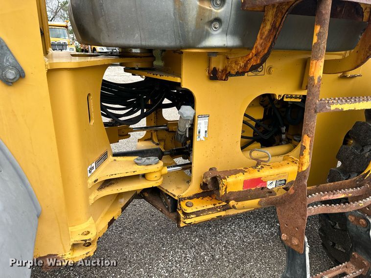 image for item DO4989 2005 John Deere 544J  wheel loader