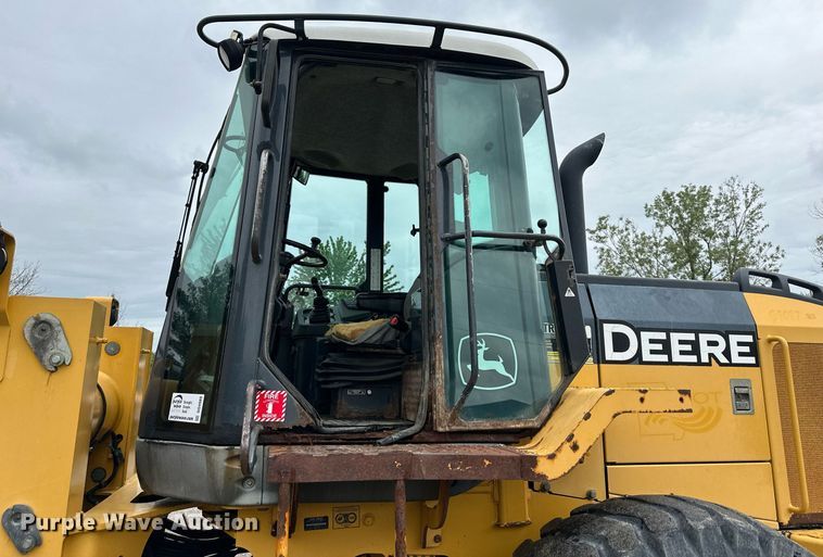 image for item DO4989 2005 John Deere 544J  wheel loader