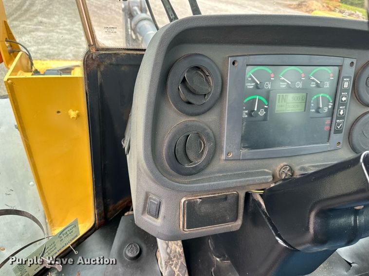 image for item DO4989 2005 John Deere 544J  wheel loader