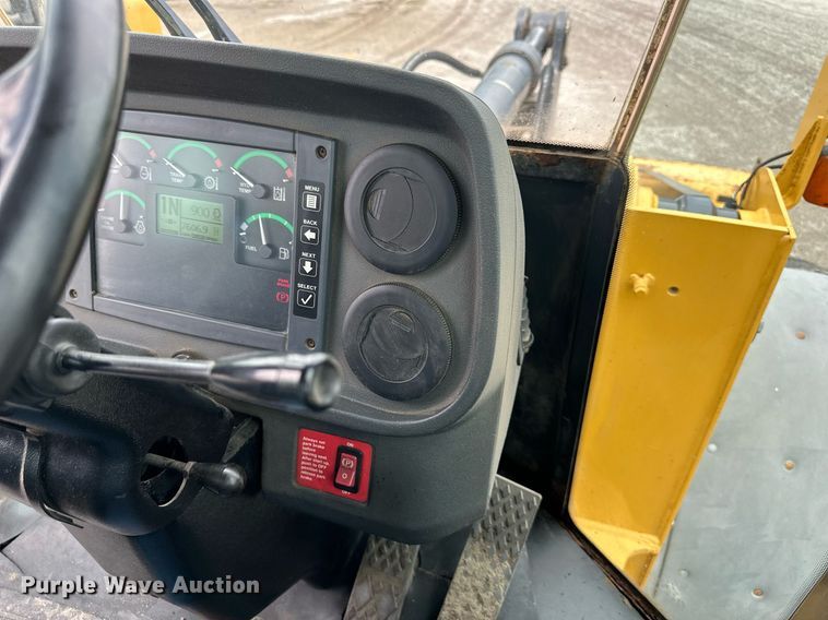 image for item DO4989 2005 John Deere 544J  wheel loader