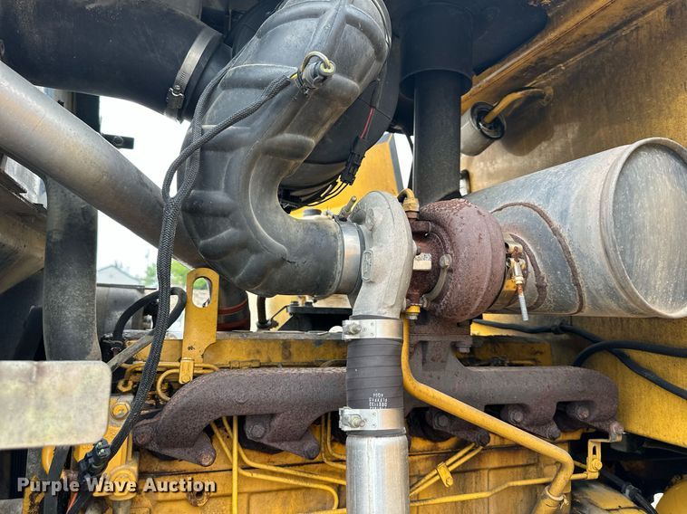 image for item DO4989 2005 John Deere 544J  wheel loader