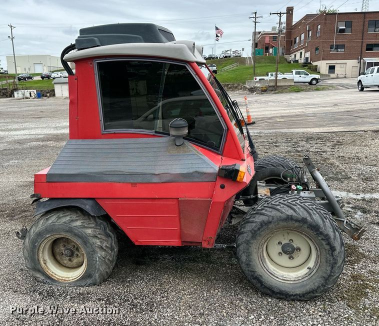 image for item DO4991 2005 Aebi TT75  tractor