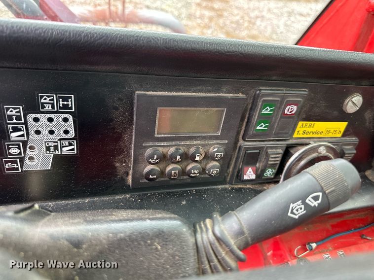 image for item DO4991 2005 Aebi TT75  tractor