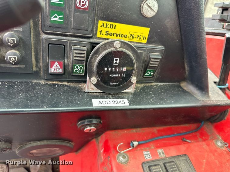 image for item DO4991 2005 Aebi TT75  tractor